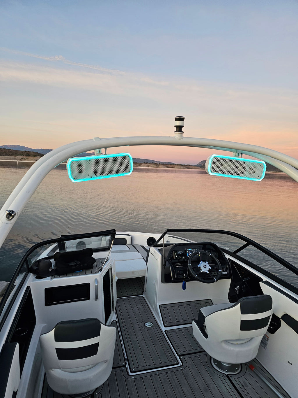 InBar W - Kit | Marine Mounts