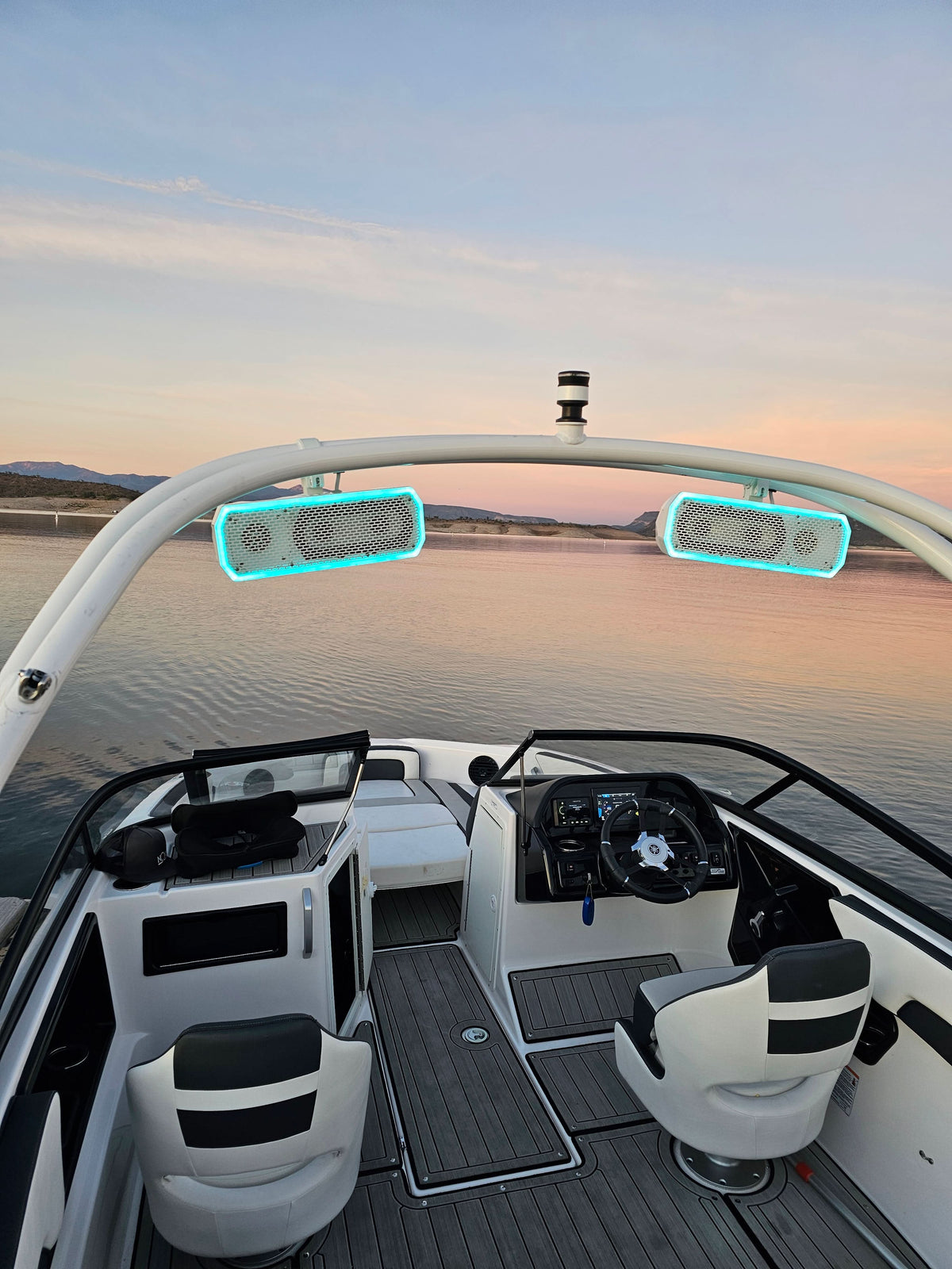InBar W - Kit | Marine Mounts
